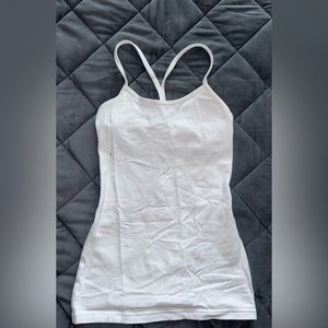 Lululemin tight fit tank top